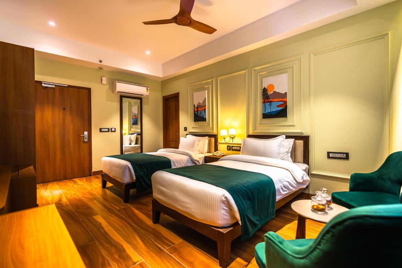Clarks Inn Express, Rishikesh Exterior photo