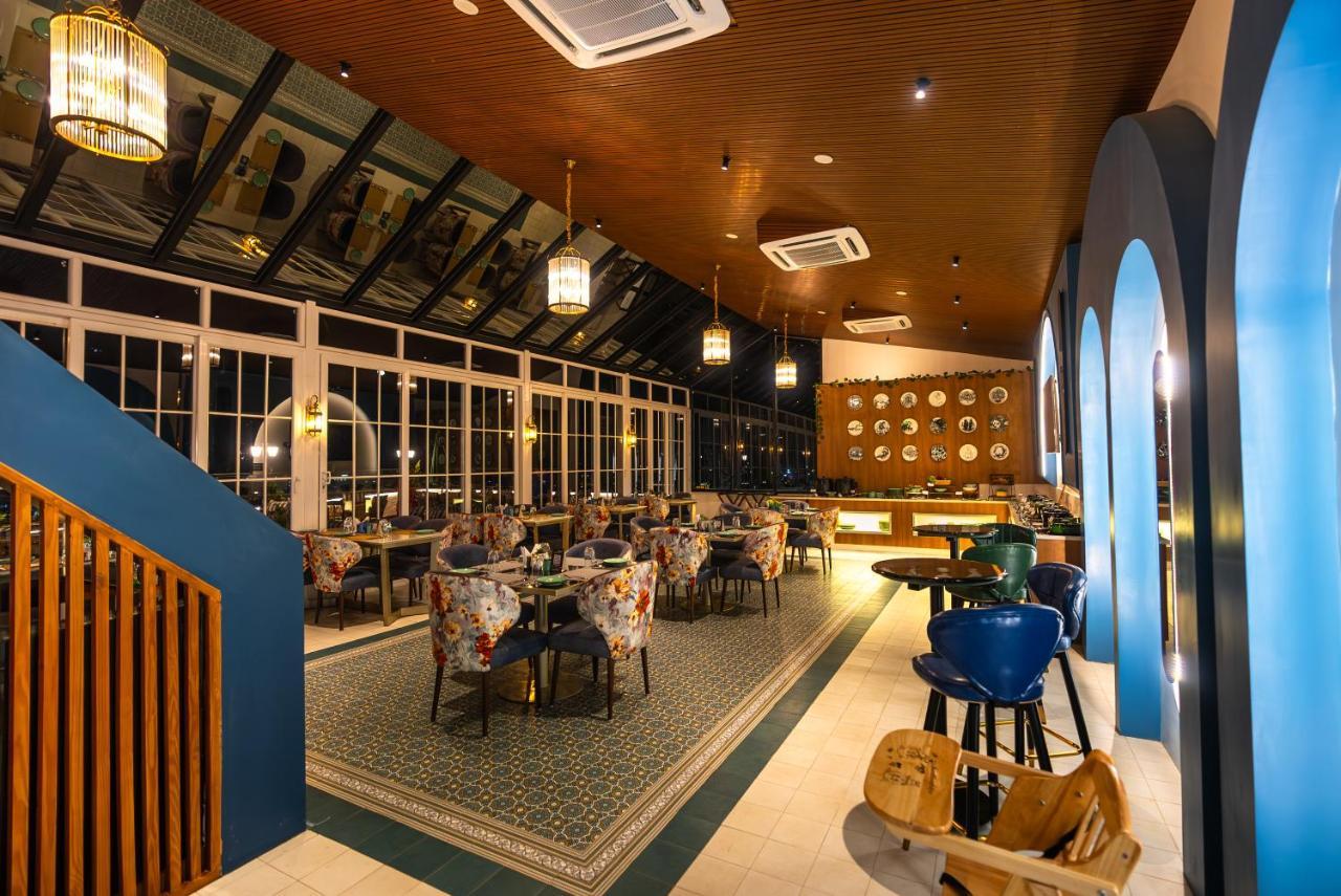 Clarks Inn Express, Rishikesh Exterior photo