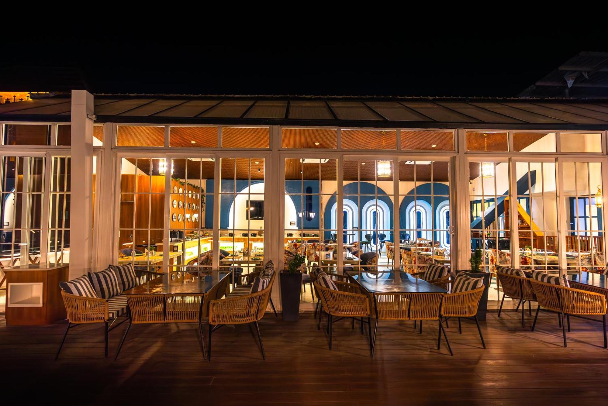 Clarks Inn Express, Rishikesh Exterior photo