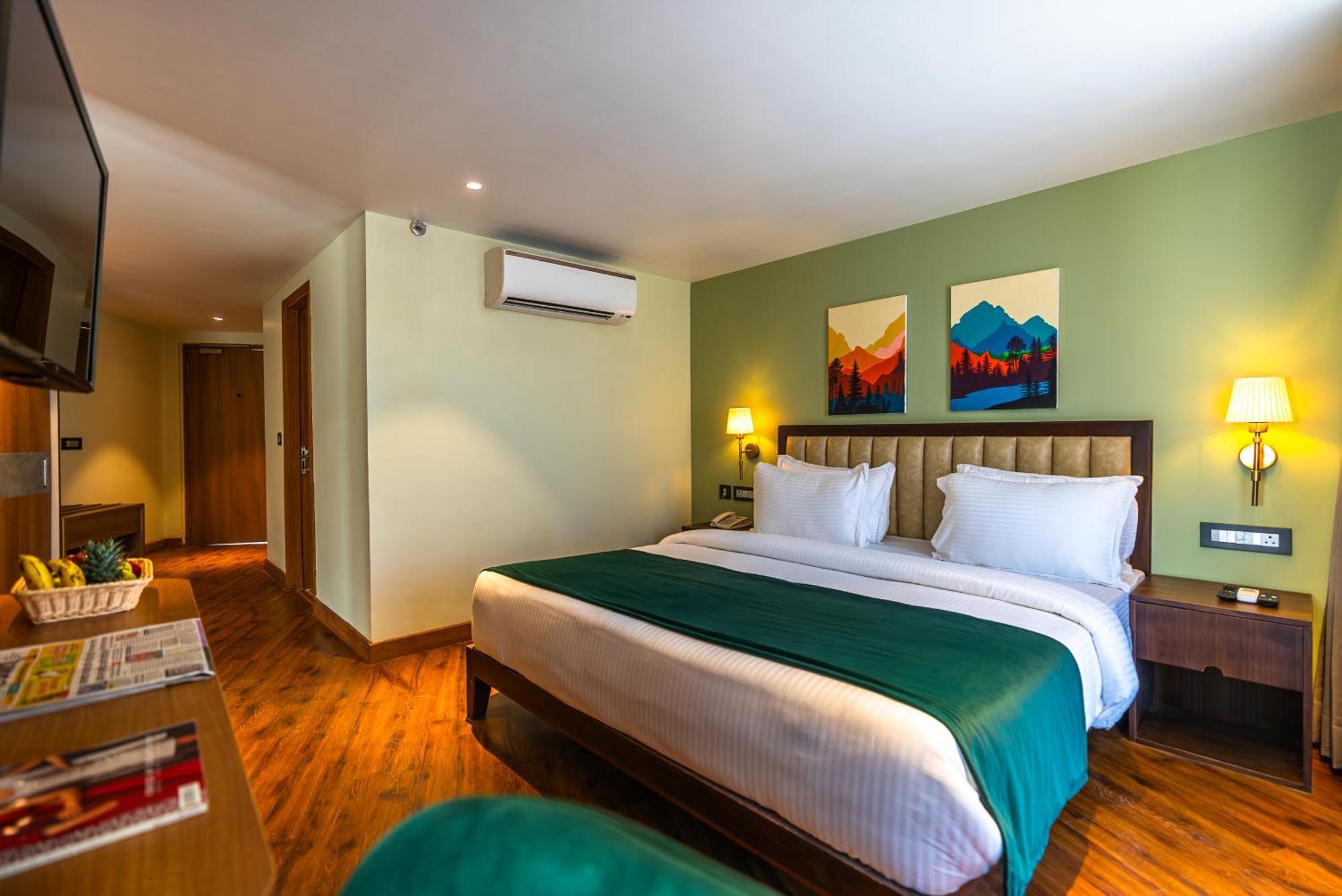 Clarks Inn Express, Rishikesh Exterior photo