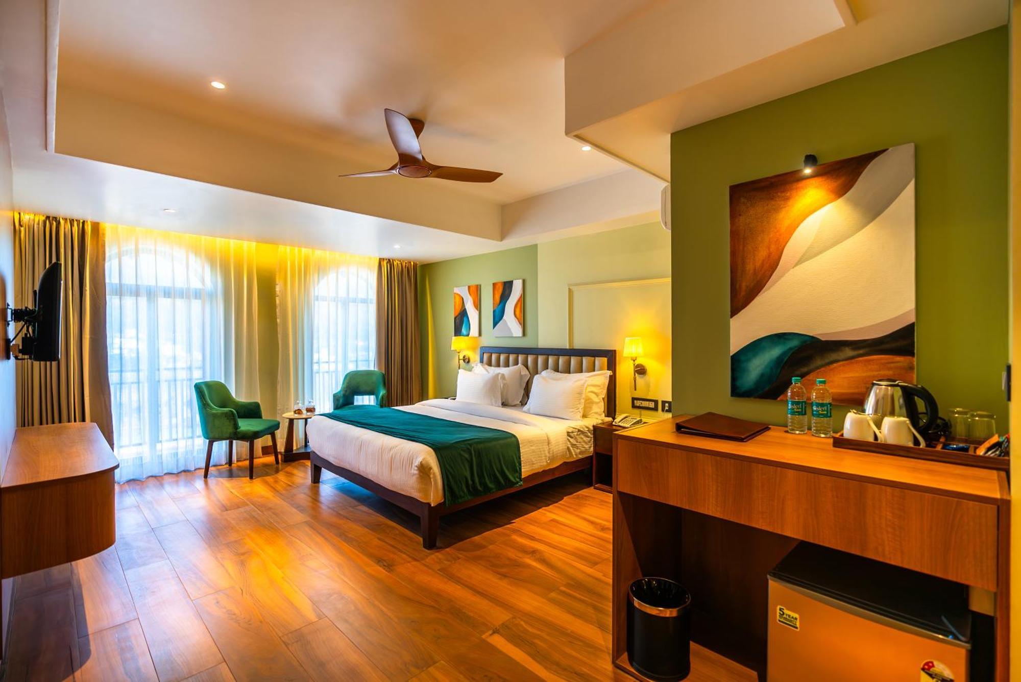 Clarks Inn Express, Rishikesh Exterior photo